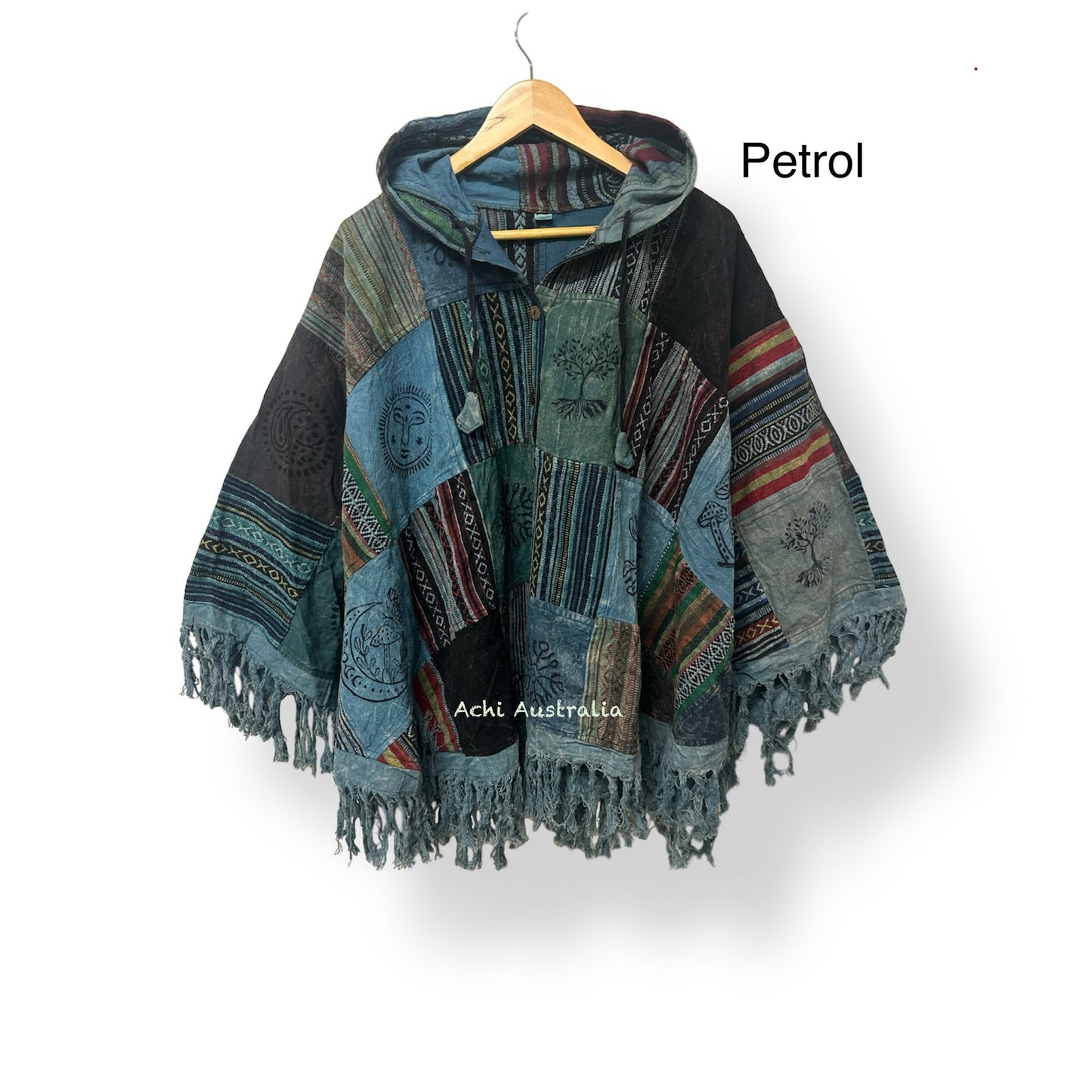 Cotton Patch Poncho with buttons close