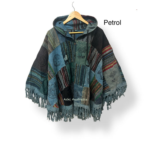 Cotton Patch Poncho with buttons close